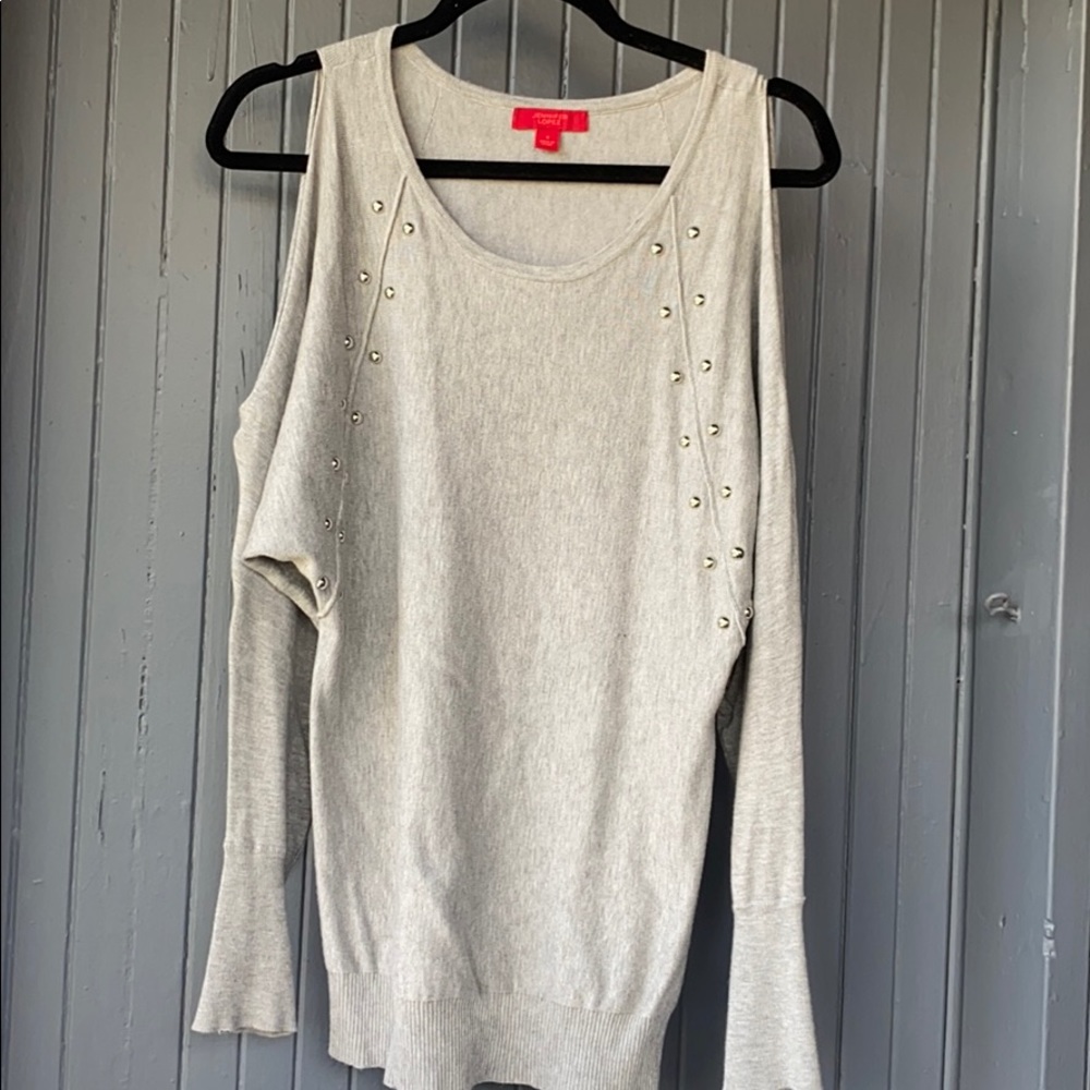 Long sleeve gray sweater